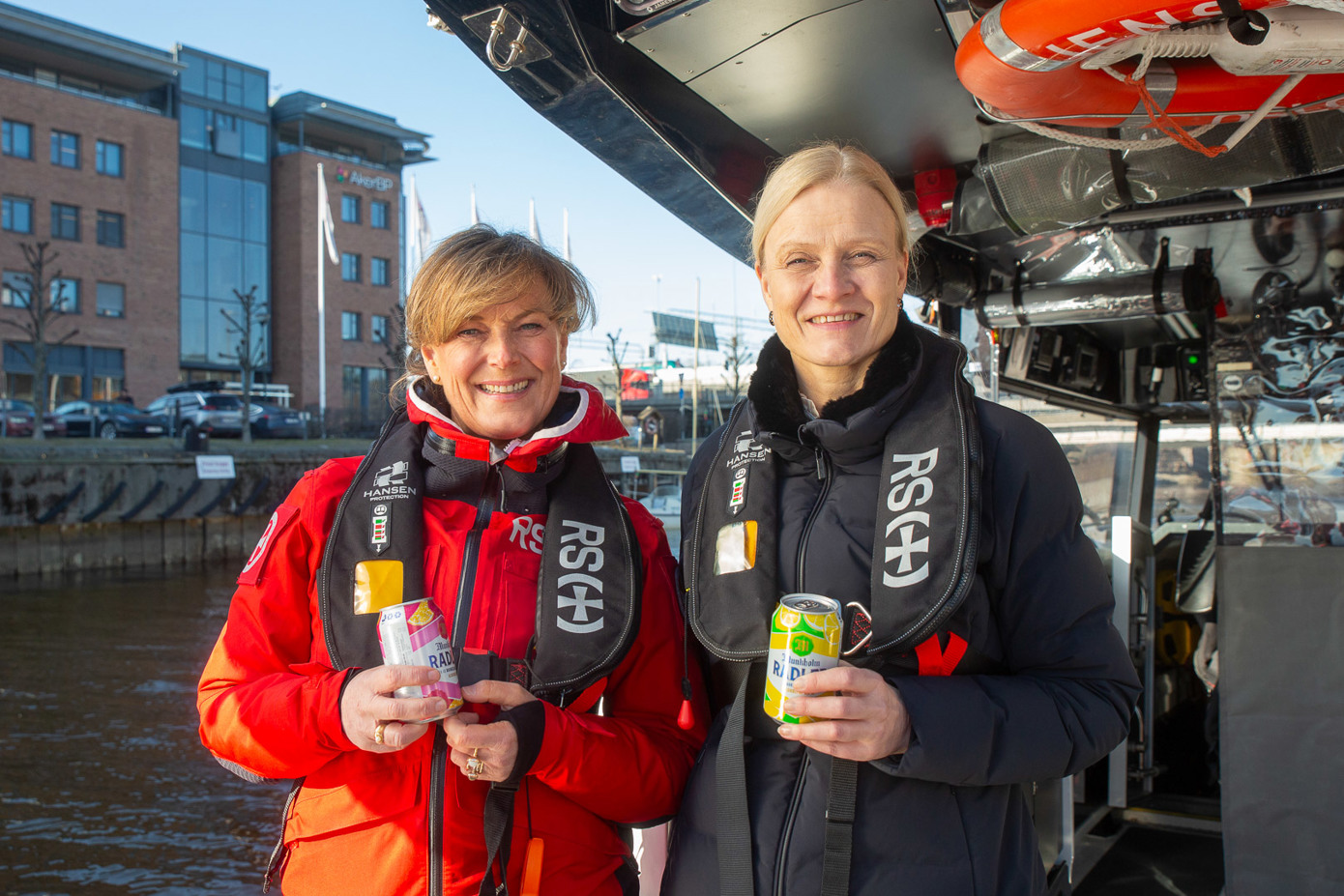 Generalsekretær Grete Herlofson og Marianne Ødegaard Ribe, administrerende direktør i Ringnes.